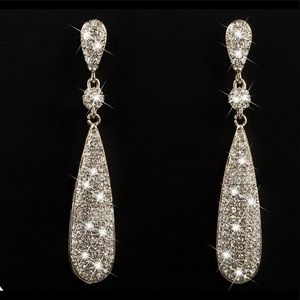 NEW 18k Gold Filled Diamonds 💎 Drop Earrings!!